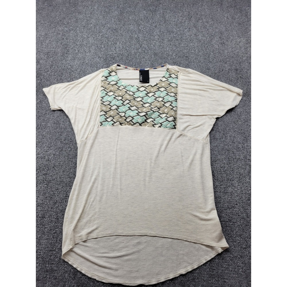 Dolan T-Shirt Womens Small Beige Embroidered Diamond Dolman Sleeve Top USA Made